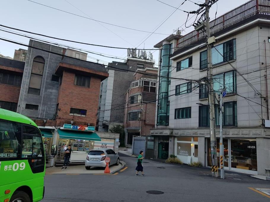 Gyeongbokgung Palace Seochon Christian Home - Foreigner Only Seul Exterior foto